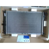 Радиатор охлаждения с кондиционером (LUZAR) DAEWOO LANOS 97-